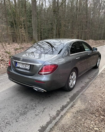 Mercedes-Benz Klasa E cena 82999 przebieg: 363000, rok produkcji 2018 z Rzeszów małe 704